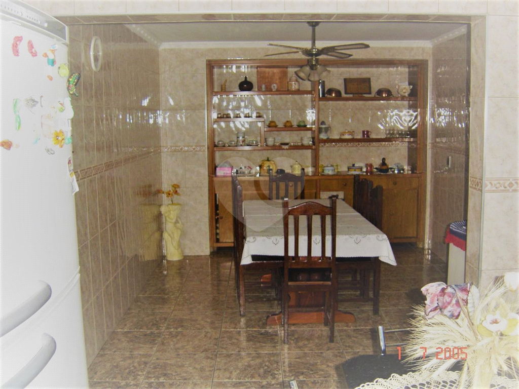 Excelente sobrado a venda na Vila Amália COM terreno de 250 metros quadrados (10x25) 