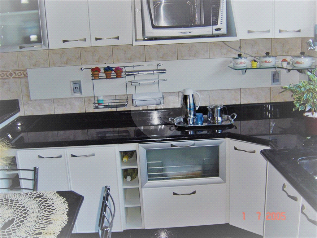 Excelente sobrado a venda na Vila Amália COM terreno de 250 metros quadrados (10x25) 