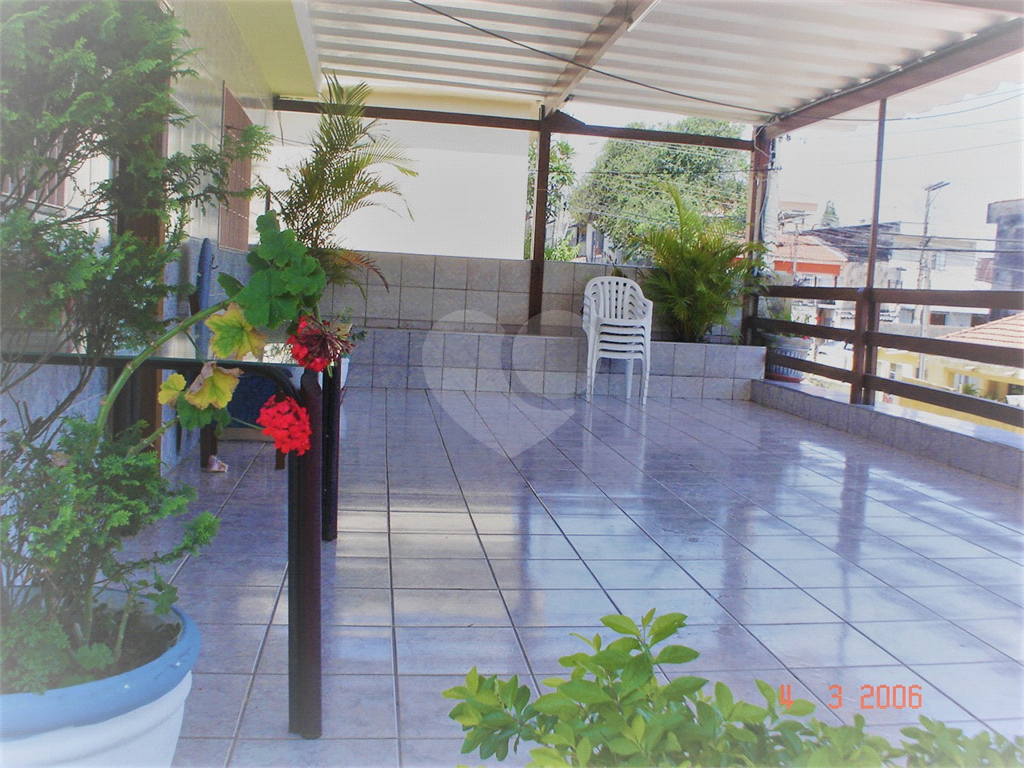 Excelente sobrado a venda na Vila Amália COM terreno de 250 metros quadrados (10x25) 