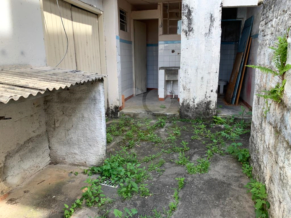 Terreno à venda com 3 quartos, 288m² - Foto 19