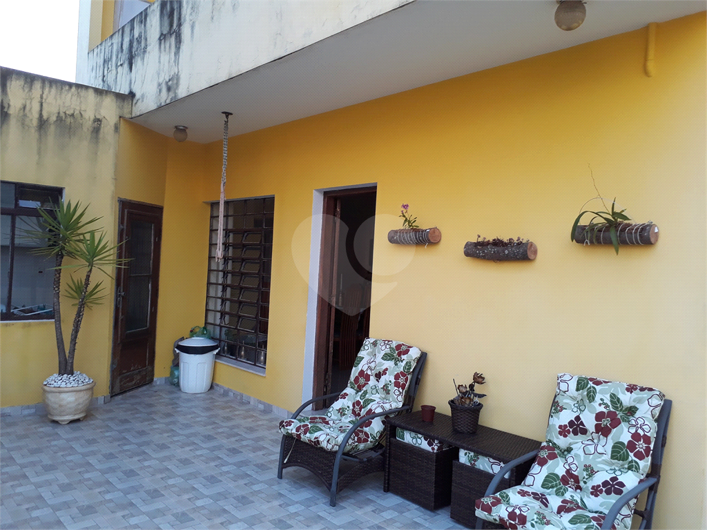 SOBRADO A VENDA NO TREMEMBÉ. TERRENO COM 250M2