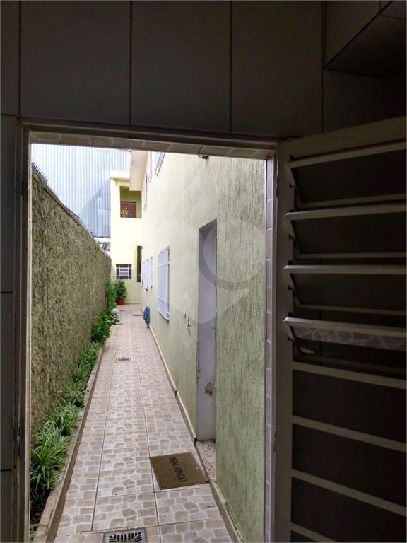 Oportunidade - Sobrado com 4 quartos sendo 1 suíte e 3 vagas no Edu Chaves