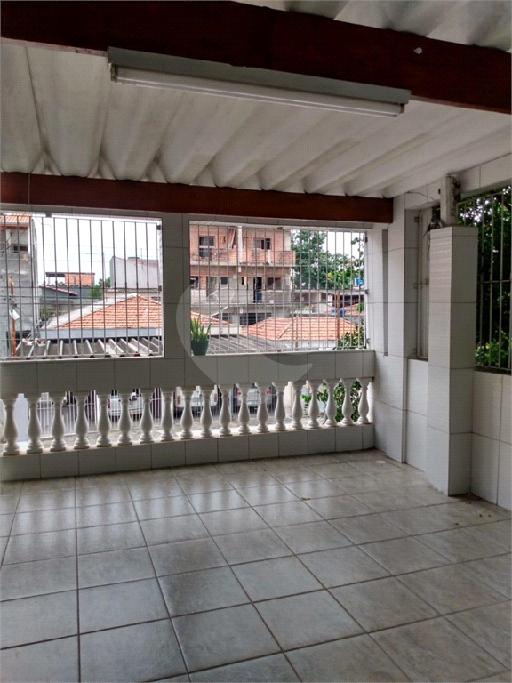Oportunidade - Sobrado com 4 quartos sendo 1 suíte e 3 vagas no Edu Chaves
