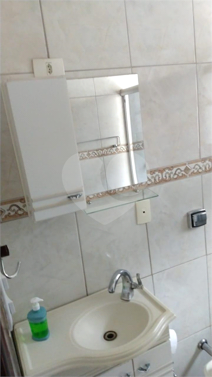 Oportunidade - Sobrado com 4 quartos sendo 1 suíte e 3 vagas no Edu Chaves