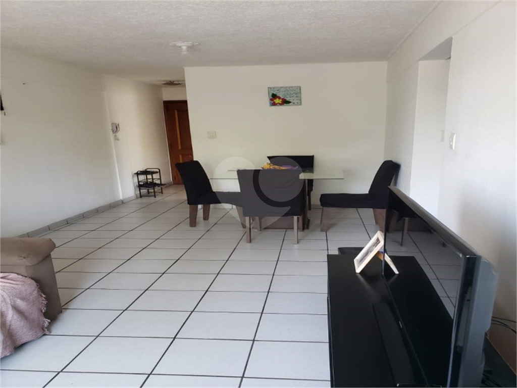 Apartamento  de  2  Dormitórios  oportunidade!!