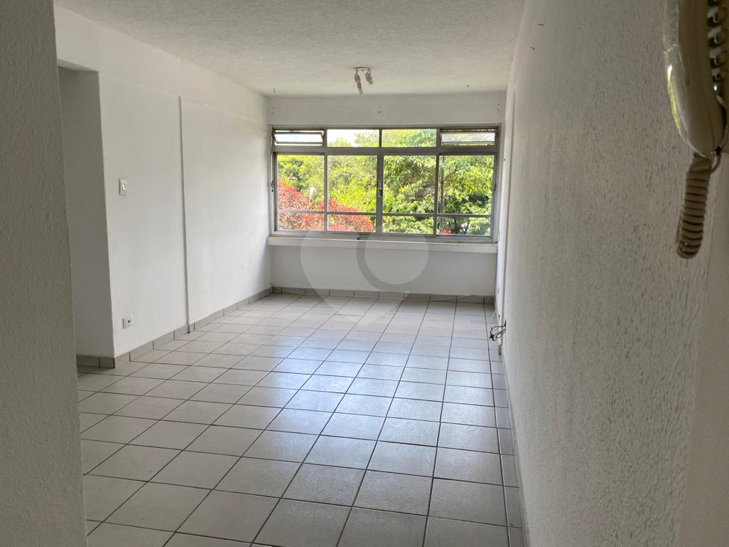 Apartamento  de  2  Dormitórios  oportunidade!!