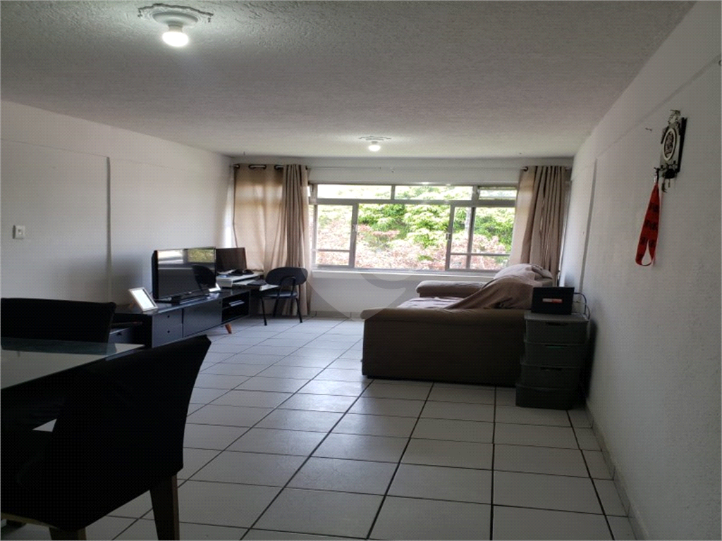 Apartamento  de  2  Dormitórios  oportunidade!!