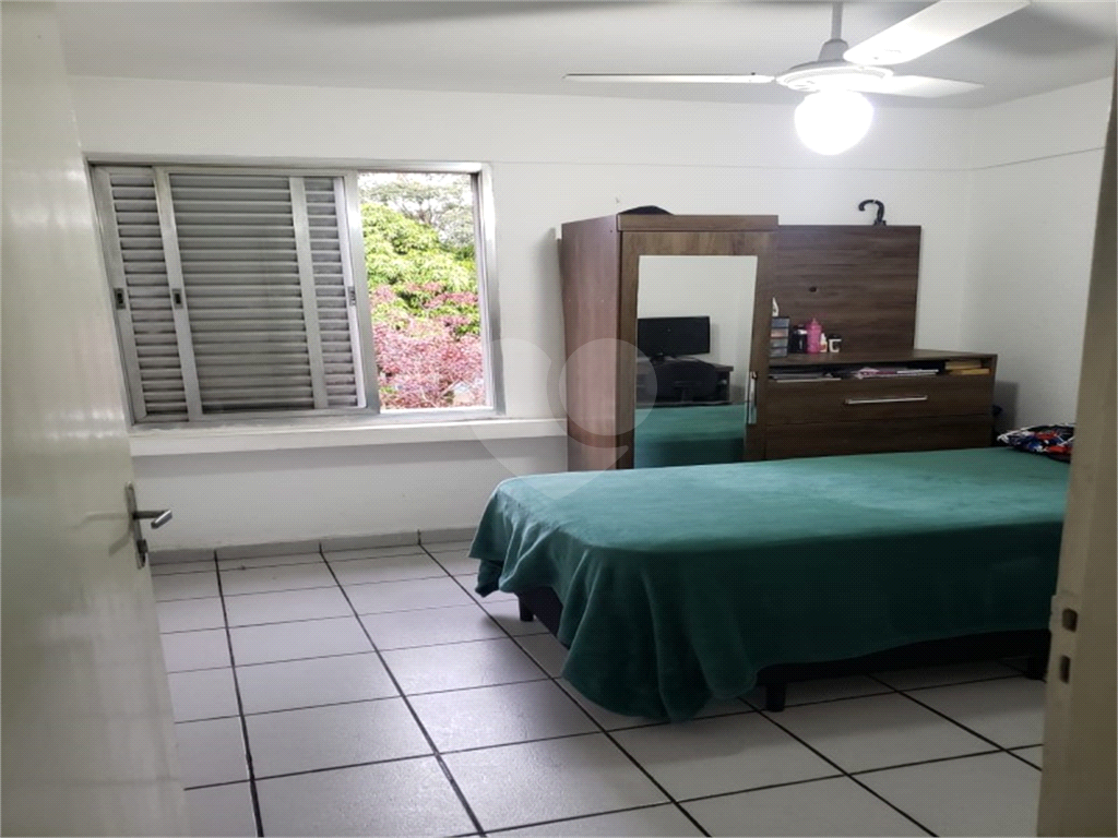 Apartamento  de  2  Dormitórios  oportunidade!!