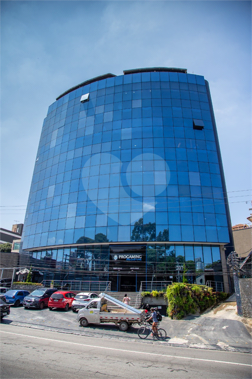 Loja Comercial na Av Luiz Dumont Villares