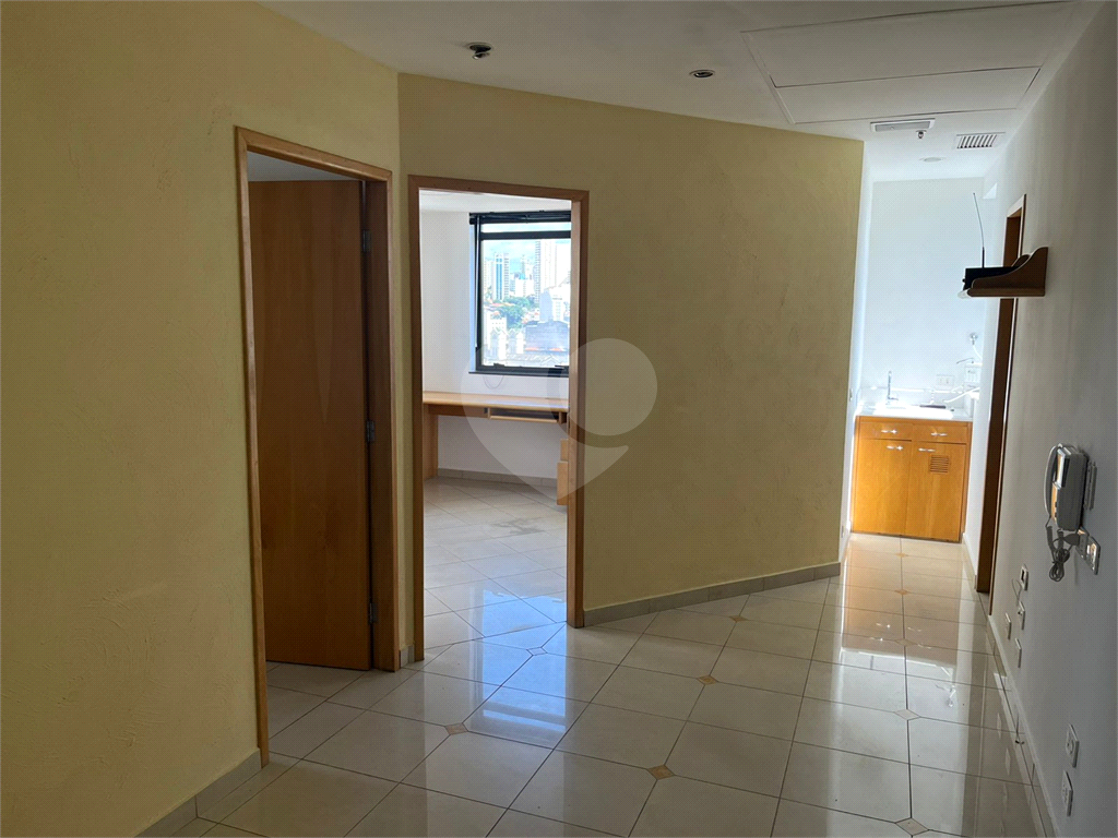 Sala comercial proximo ao metro Santana para venda