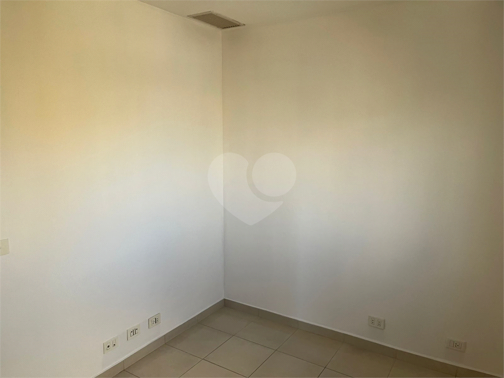 Sala comercial proximo ao metro Santana para venda
