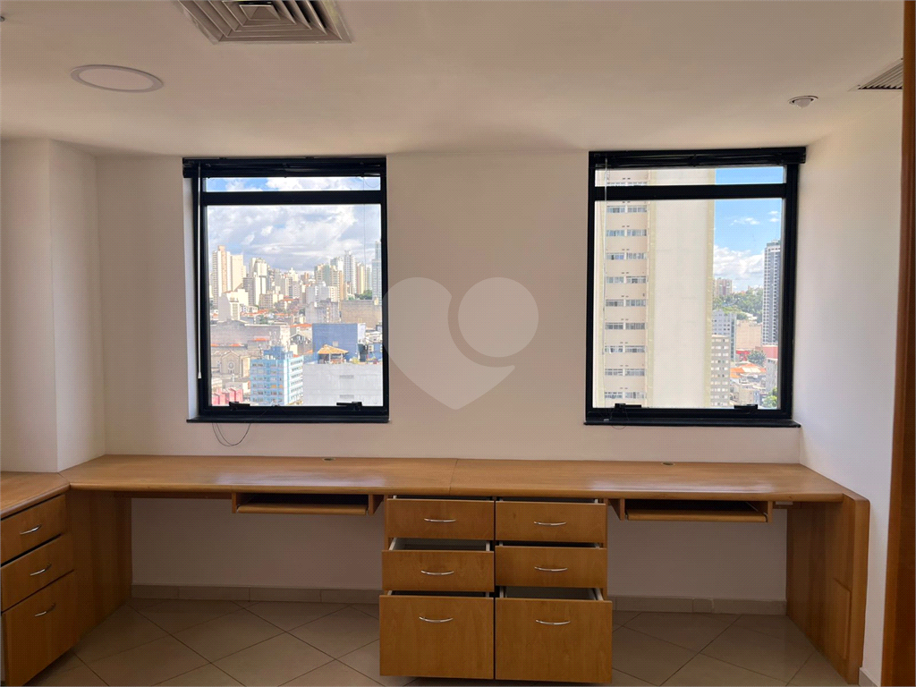 Sala comercial proximo ao metro Santana para venda