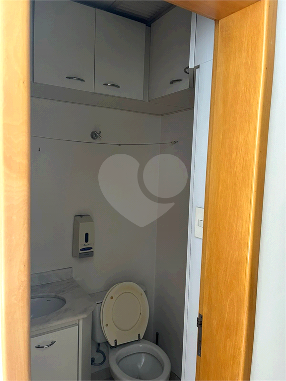 Sala comercial proximo ao metro Santana para venda