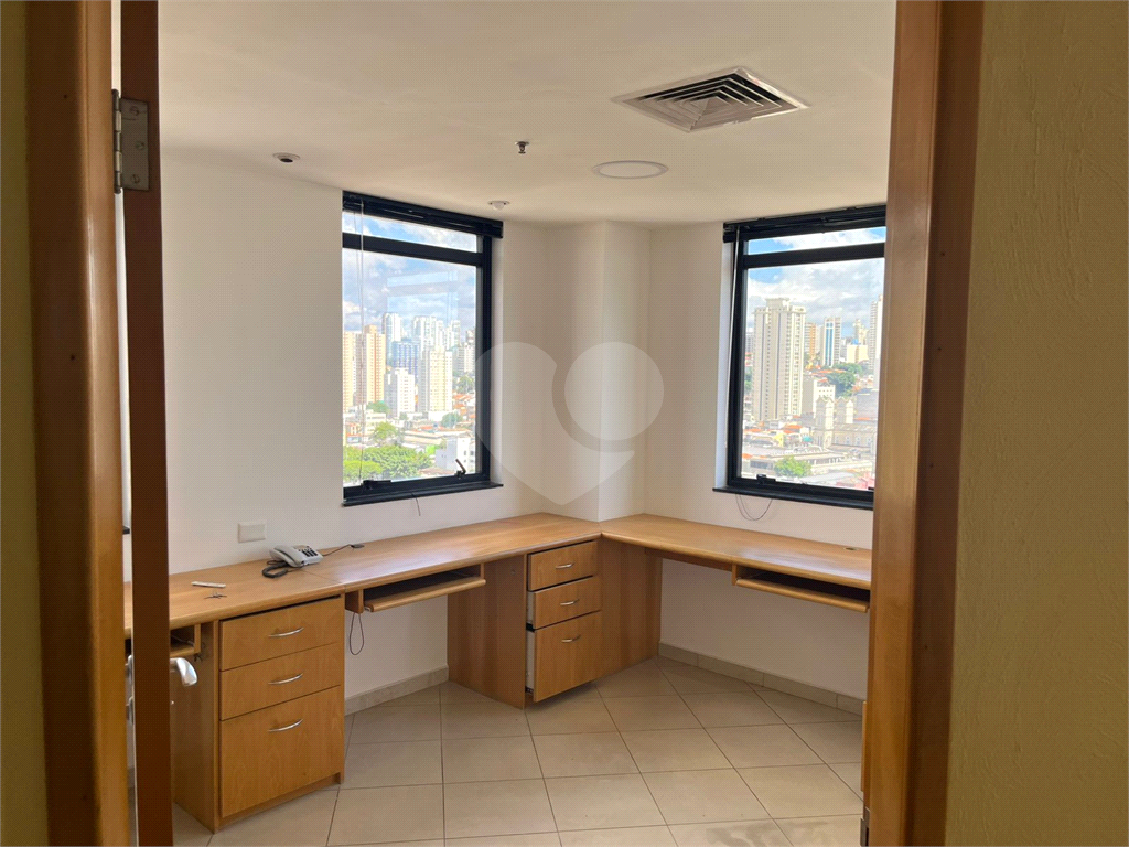 Sala comercial proximo ao metro Santana para venda