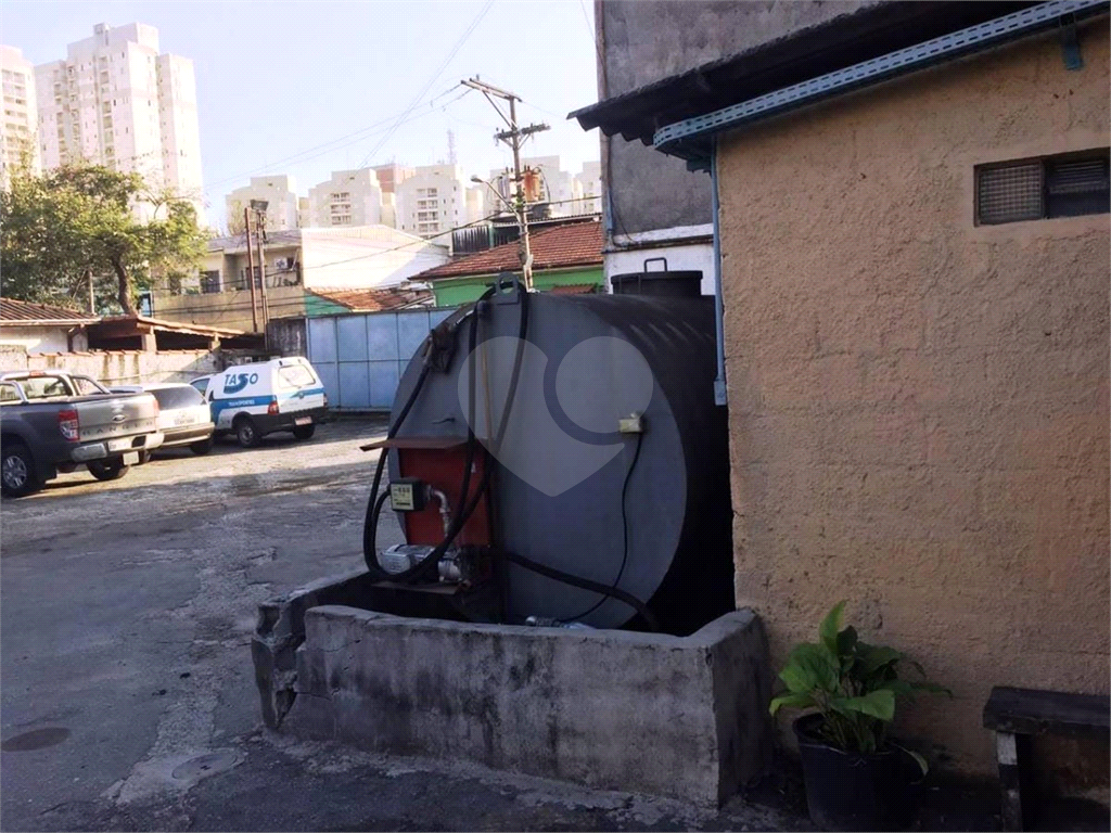Galpão no Jaguaré 1.100 metros de terreno escritório grande pátio para manobras próximo a Marginal!!