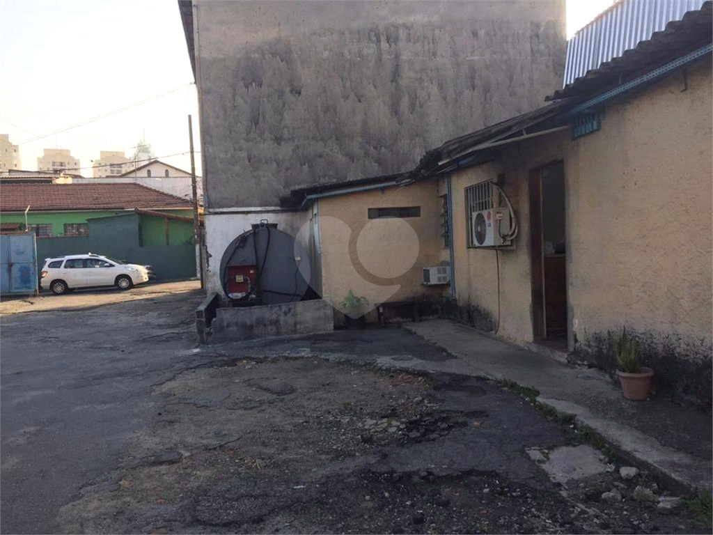 Galpão no Jaguaré 1.100 metros de terreno escritório grande pátio para manobras próximo a Marginal!!