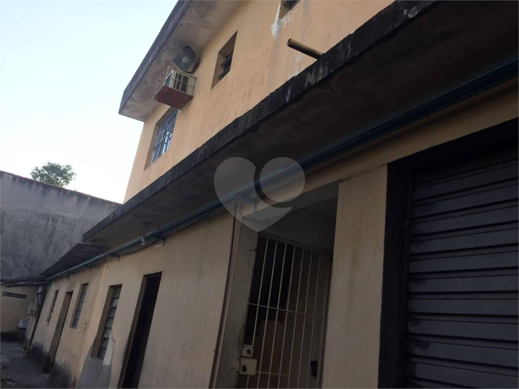 Galpão no Jaguaré 1.100 metros de terreno escritório grande pátio para manobras próximo a Marginal!!