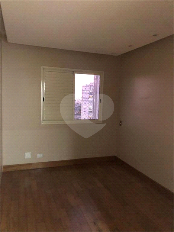 APARTAMENTO em SANTANA