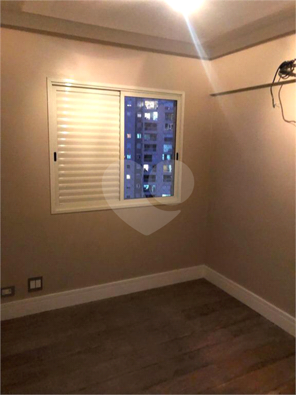 APARTAMENTO em SANTANA