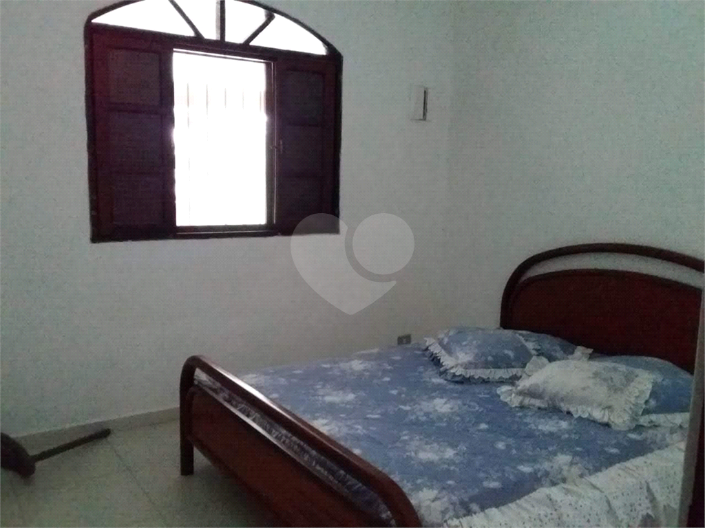 Casa em Mongaguá - Permuta em Ap ou Casa em SP 