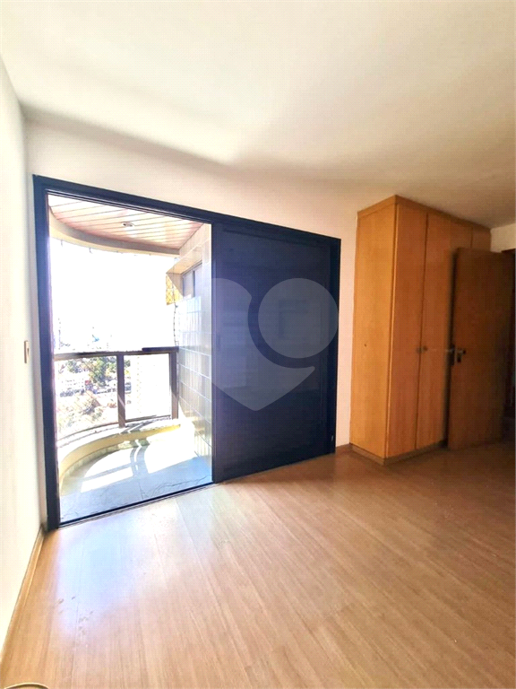 Apartamento localizado em Santana, bairro nobre da Zona Norte de São Paulo.