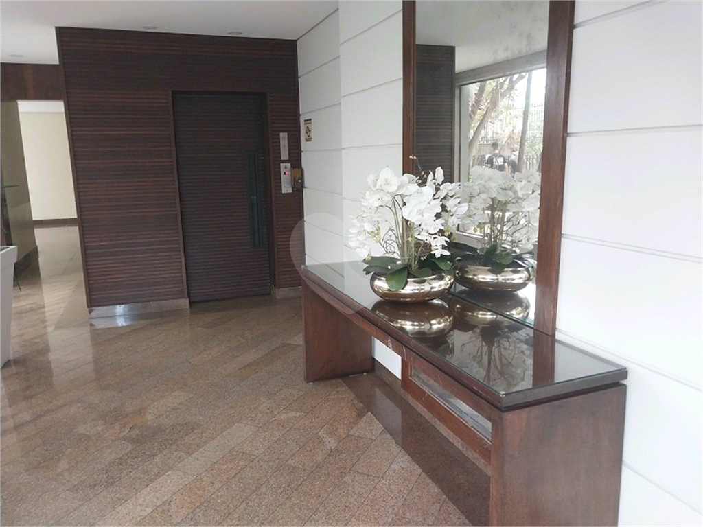 Apartamento localizado em Santana, bairro nobre da Zona Norte de São Paulo.