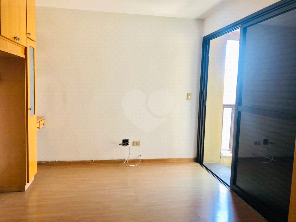 Apartamento localizado em Santana, bairro nobre da Zona Norte de São Paulo.