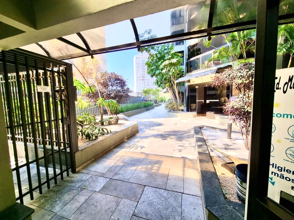 Apartamento localizado em Santana, bairro nobre da Zona Norte de São Paulo.