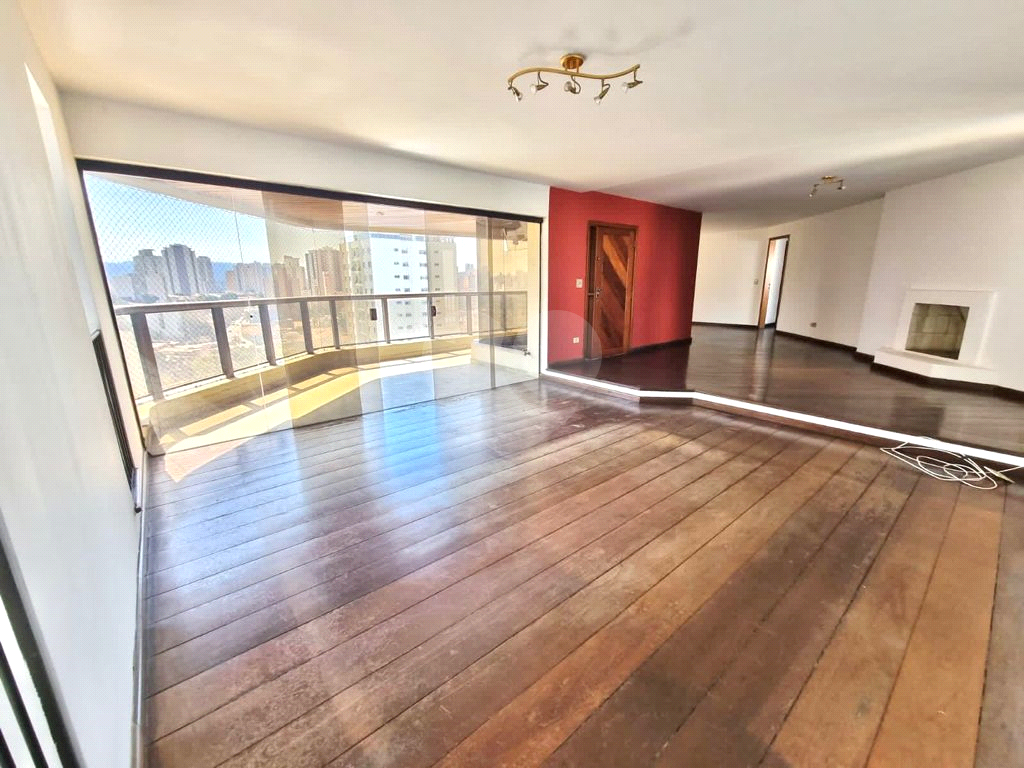 Apartamento localizado em Santana, bairro nobre da Zona Norte de São Paulo.