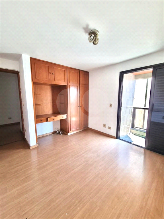 Apartamento localizado em Santana, bairro nobre da Zona Norte de São Paulo.