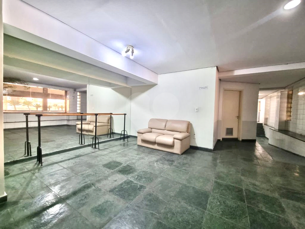 Apartamento localizado em Santana, bairro nobre da Zona Norte de São Paulo.