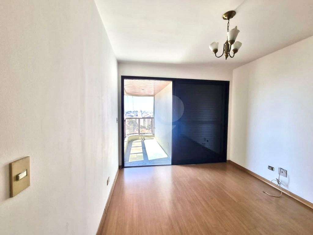Apartamento localizado em Santana, bairro nobre da Zona Norte de São Paulo.