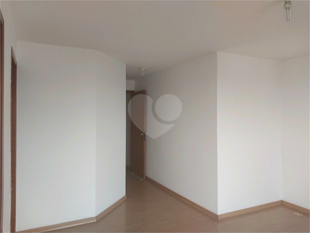 Apartamento localizado em Santana, bairro nobre da Zona Norte de São Paulo.