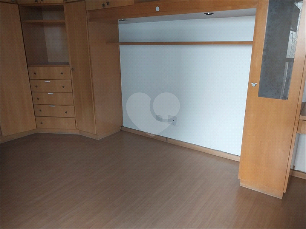 Apartamento localizado em Santana, bairro nobre da Zona Norte de São Paulo.