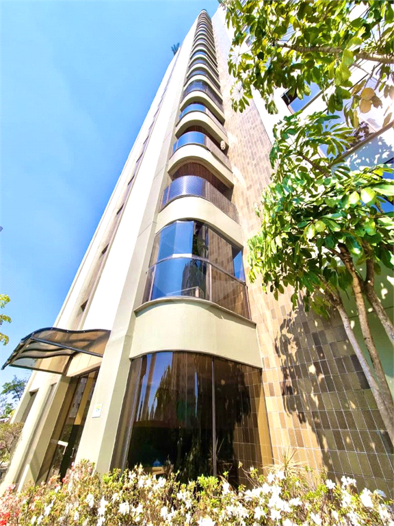 Apartamento localizado em Santana, bairro nobre da Zona Norte de São Paulo.