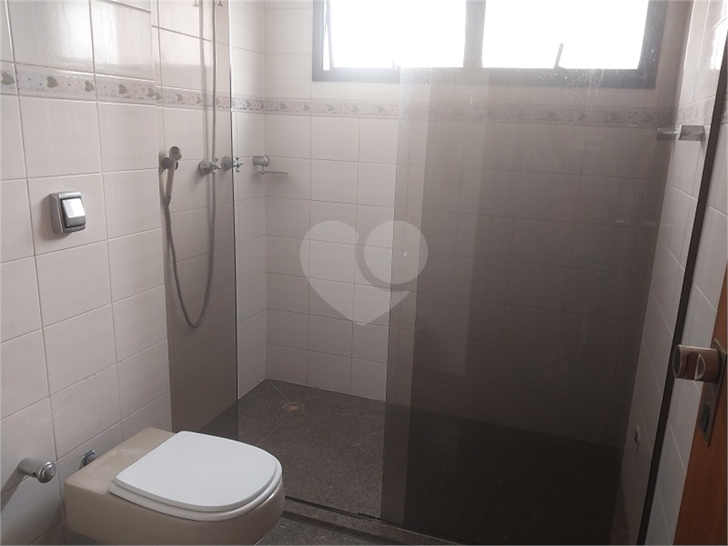 Apartamento localizado em Santana, bairro nobre da Zona Norte de São Paulo.