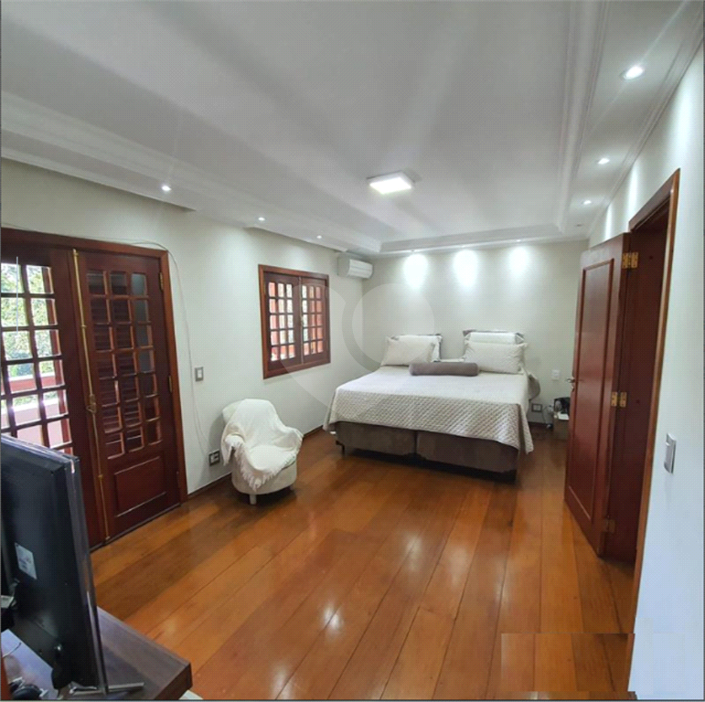 Serra da Cantareira linda casa no Condomínio Parque Imperial com construção sólida e de  alto nível!!