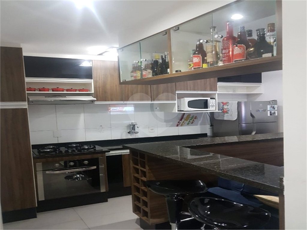 APARTAMENTO em BELA VISTA