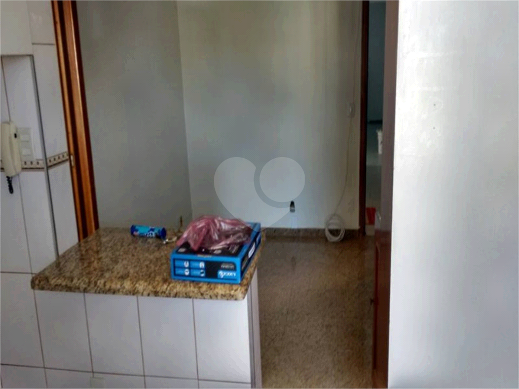 APARTAMENTO em BARRA FUNDA