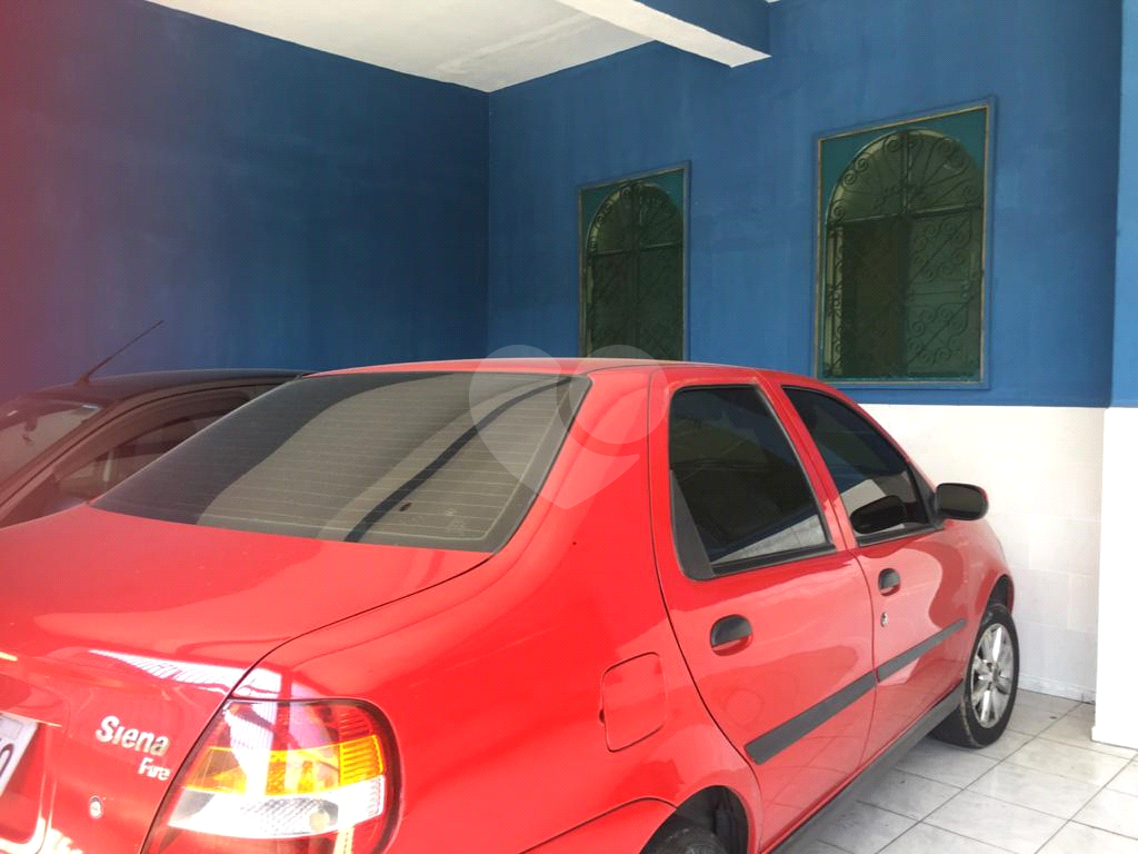 Casa totalmente reformada, pronta para morar