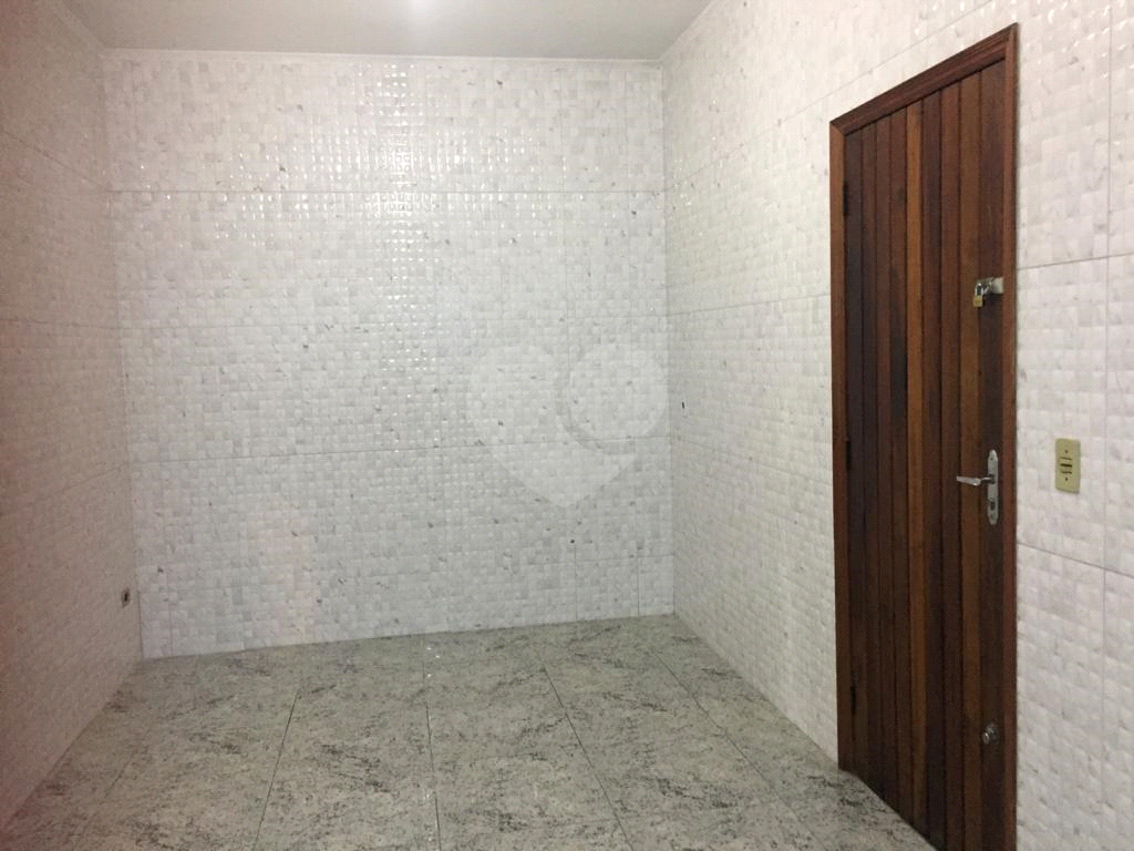 Casa totalmente reformada, pronta para morar