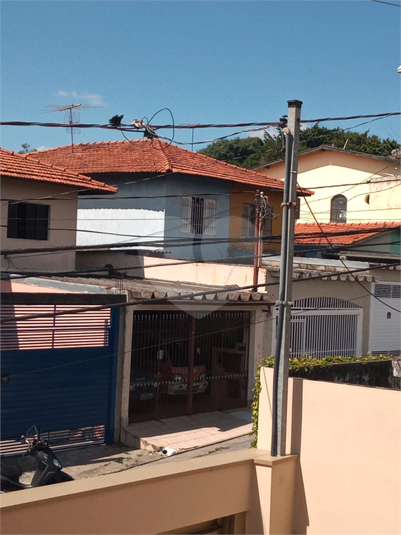 Casa a venda, com 130 metros, no bairro do  Campo Limpo