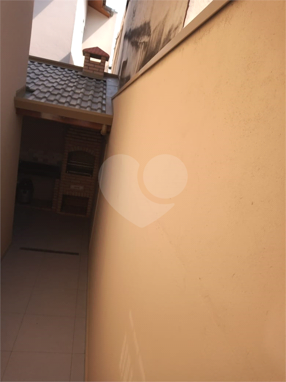 Casa a venda, com 130 metros, no bairro do  Campo Limpo