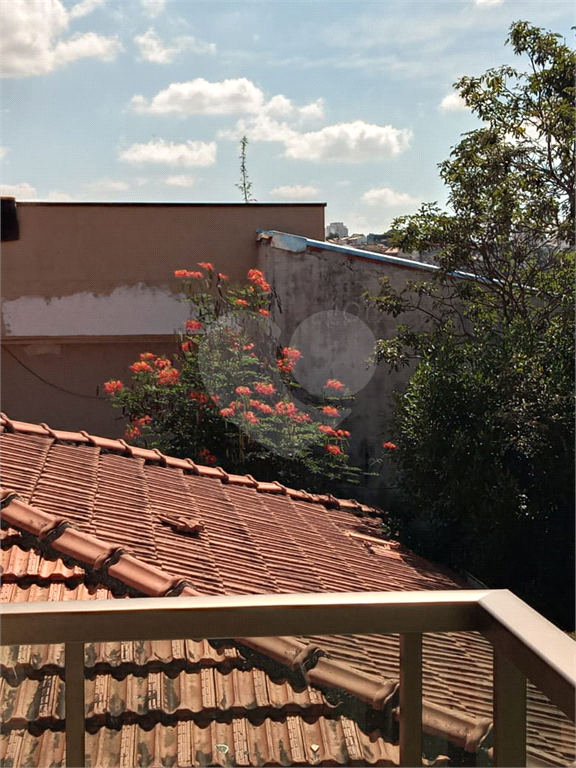 Casa a venda, com 130 metros, no bairro do  Campo Limpo