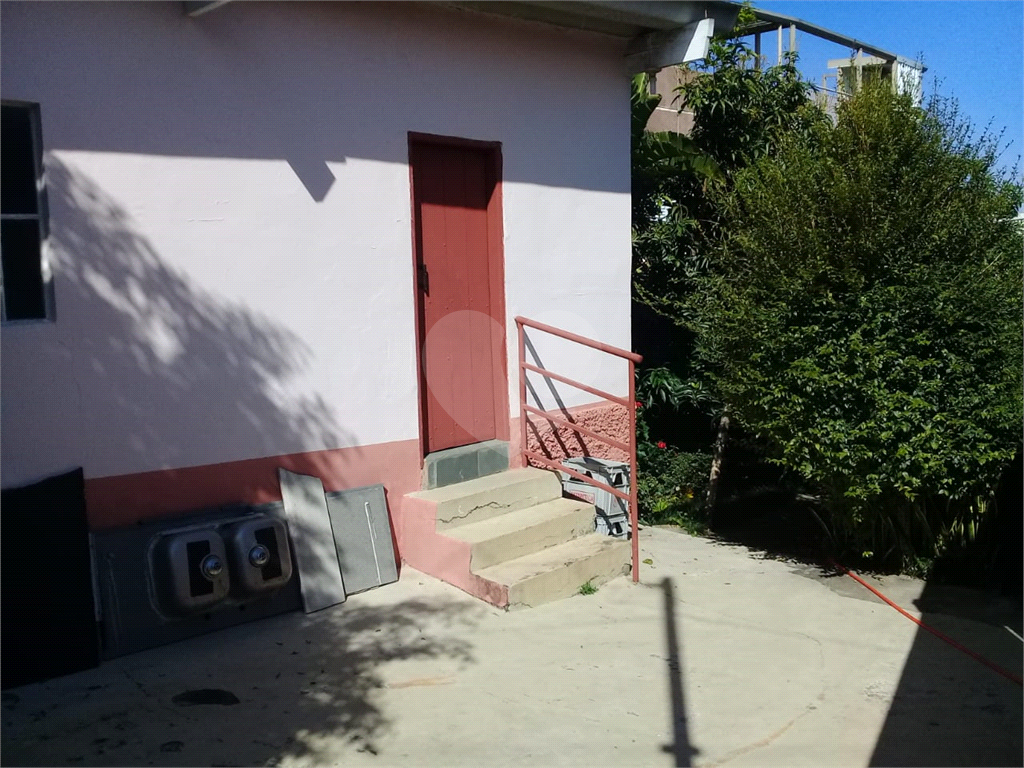 casa terrea- terreno 20 metros de frente x 30 