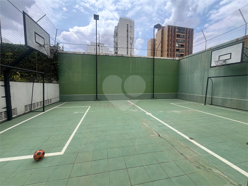 Apartamento Lindo e Reformado na Avenida Bras Leme !