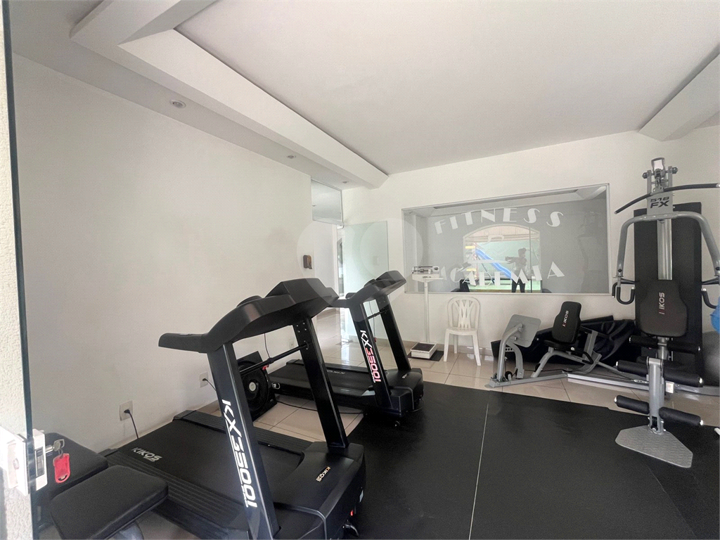 Apartamento Lindo e Reformado na Avenida Bras Leme !