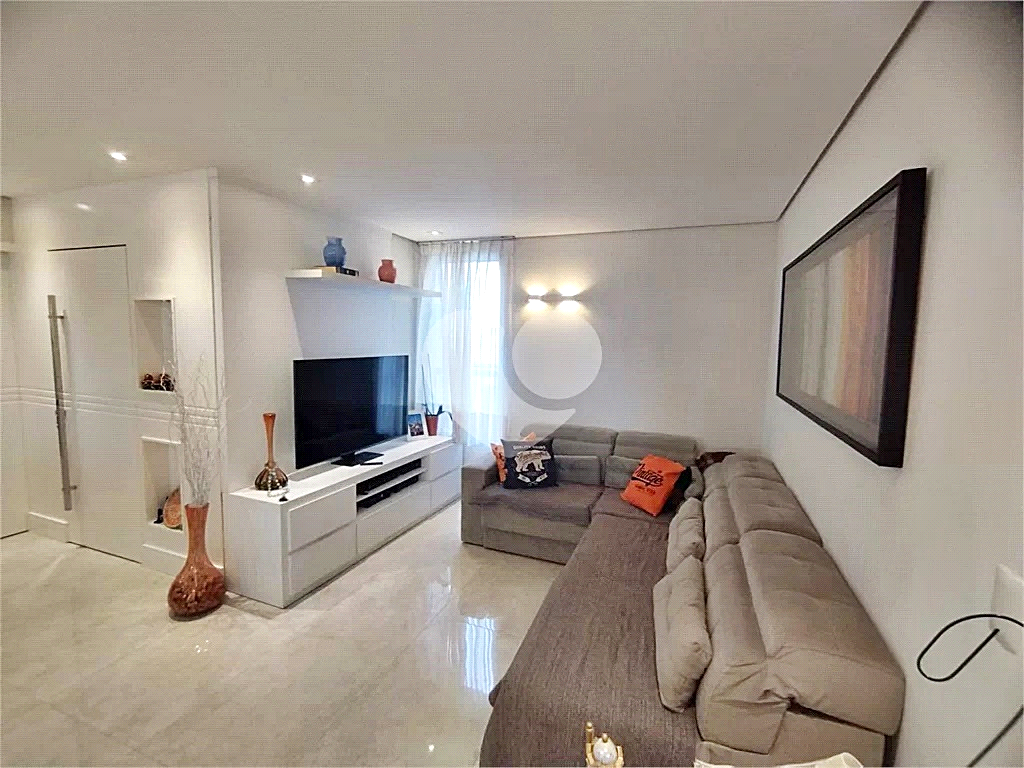 Apartamento à venda com 3 quartos, 206m² - Foto 6