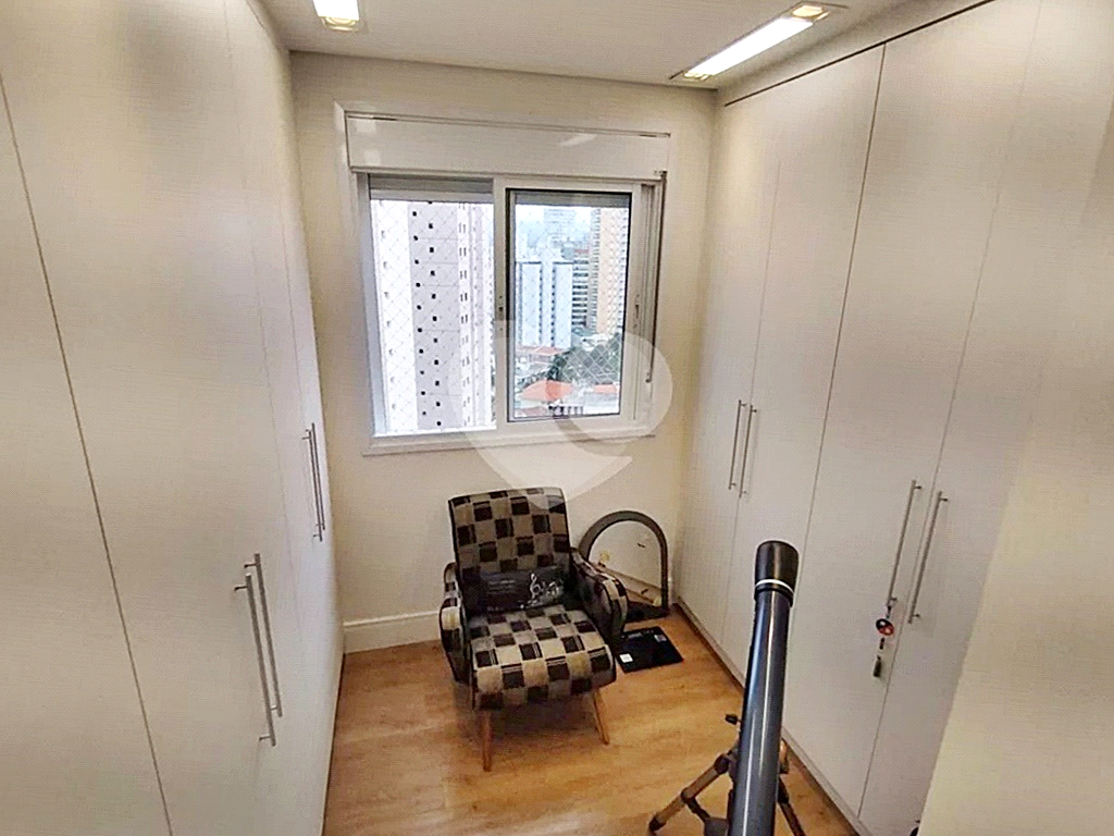 Apartamento à venda com 3 quartos, 206m² - Foto 23