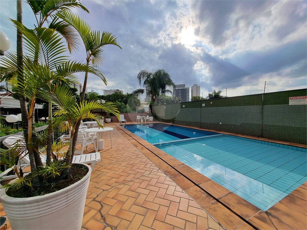 APARTAMENTO em SANTANA